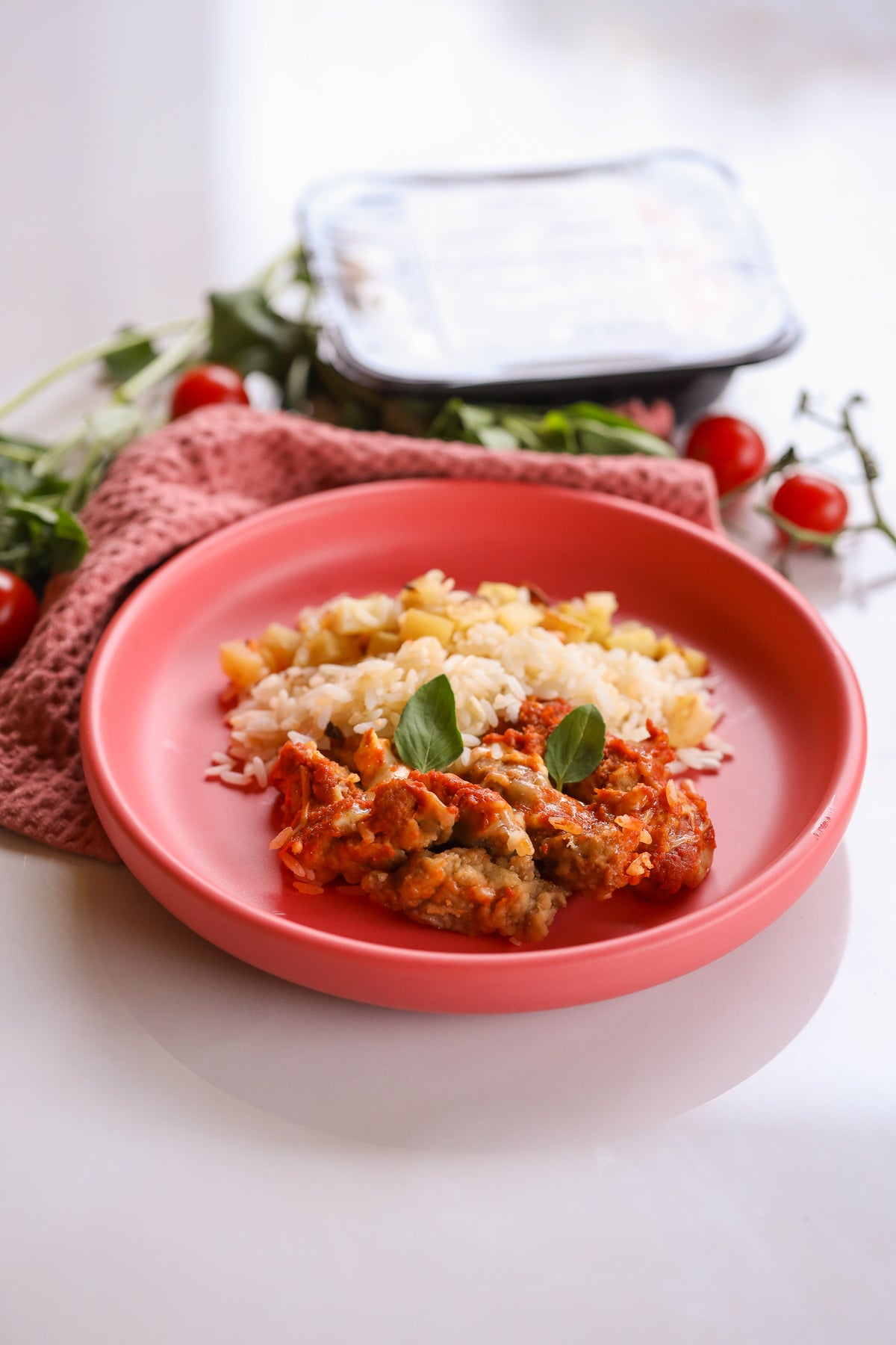 Iscas de Filet à Parmegiana com Arroz e Batatinhas - 300g